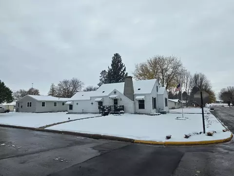 107 College Ave N, Fulda, MN 56131