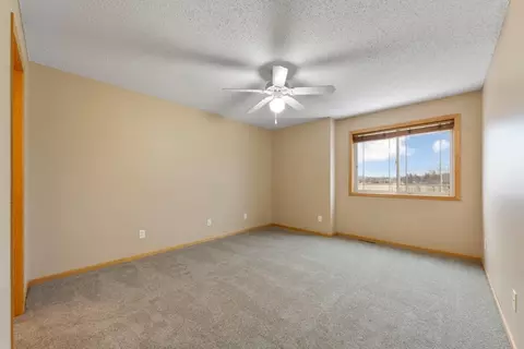 Bedroom - 3010 Pinehurst Dr, Faribault, MN 55021 photo 5 of 7