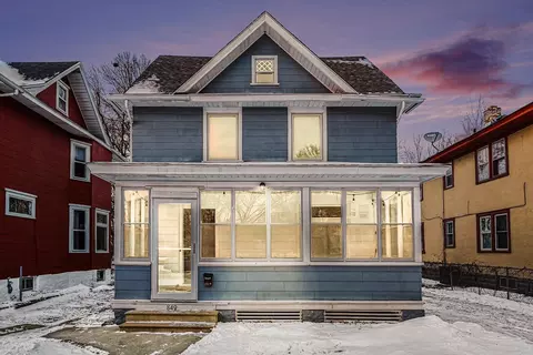 849 Iglehart Ave, Saint Paul, MN 55104