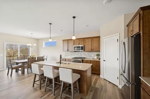 7865 Kettering Creek Ct, Greenfield, MN 55373