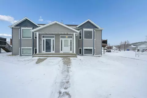 4778 53rd St S, Fargo, ND 58104