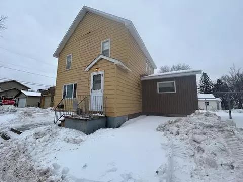 1504 N 8th Ave, Virginia, MN 55792