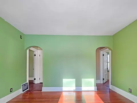 Living - 727 3rd Ave NE, Brainerd, MN 56401 photo 4 of 4