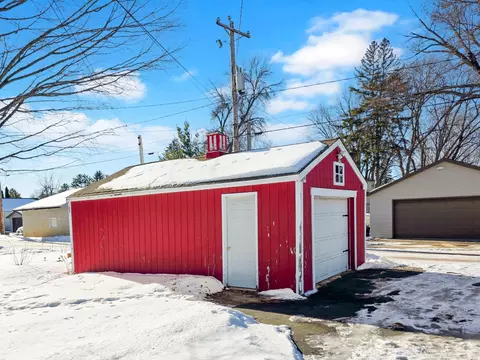 Exterior - 727 3rd Ave NE, Brainerd, MN 56401 photo 4 of 4