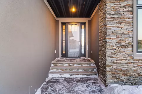 Entry Way - 776 Riverbend Rd, Oxbow, ND 58047 photo 1 of 2