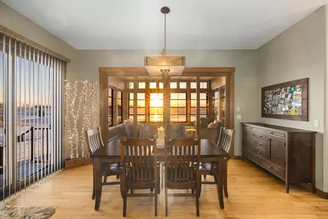 Dining - 776 Riverbend Rd, Oxbow, ND 58047 photo 2 of 2