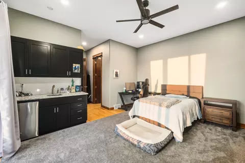 Bedroom - 776 Riverbend Rd, Oxbow, ND 58047 photo 4 of 10