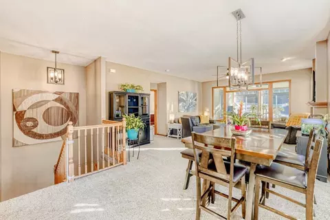 8919 Preserve Trl, Savage, MN 55378