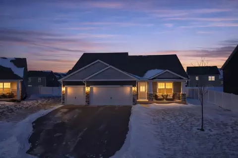 17341 Duvall Ct, Lakeville, MN 55044