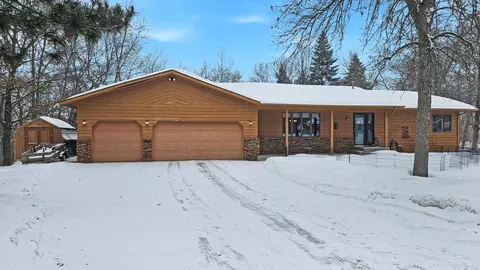 152 Pineview Dr, Brainerd, MN 56401