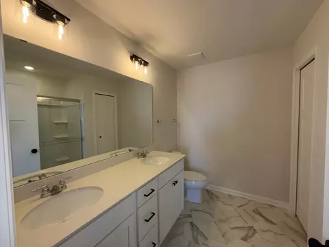 Bath - 2906 Kepler Ave NE, Saint Michael, MN 55376 photo 2 of 4