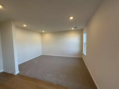 Living - 2906 Kepler Ave NE, Saint Michael, MN 55376 photo 5 of 6