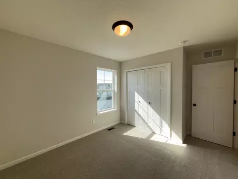 Bedroom - 2906 Kepler Ave NE, Saint Michael, MN 55376 photo 5 of 7