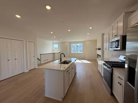 Kitchen - 2906 Kepler Ave NE, Saint Michael, MN 55376 photo 4 of 4