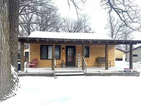 131 Jensen Ave NE, Clearbrook, MN 56634