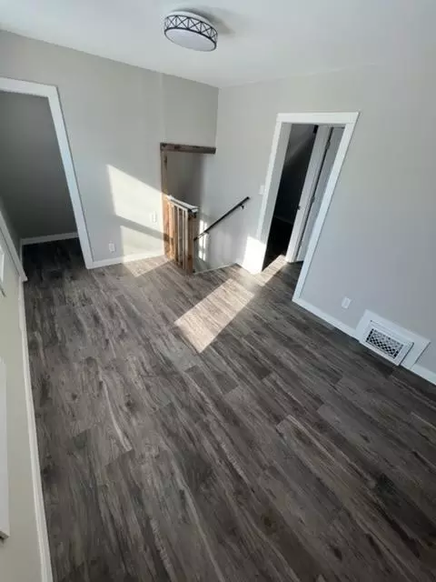 Entry Way - 261 State St, Jackson, MN 56143 photo 1 of 1