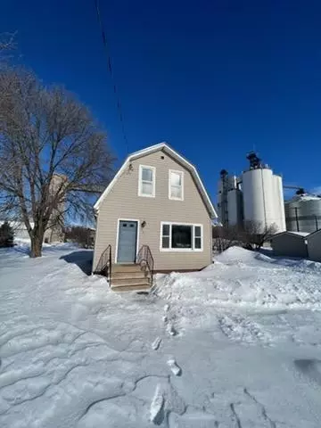 261 State St, Jackson, MN 56143