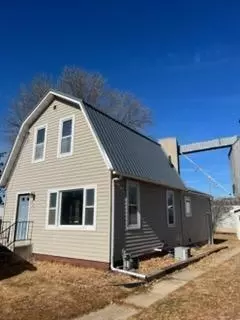 Exterior - 261 State St, Jackson, MN 56143 photo 2 of 2