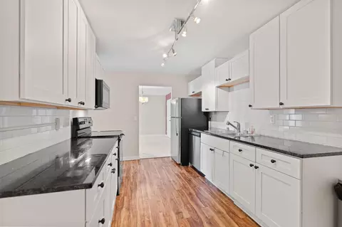 6450 York Ave S #308, Edina, MN 55435