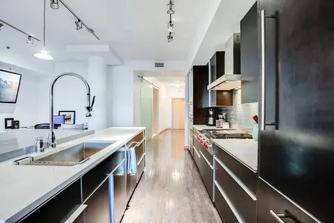 408 N 1st St #305, Minneapolis, MN 55401