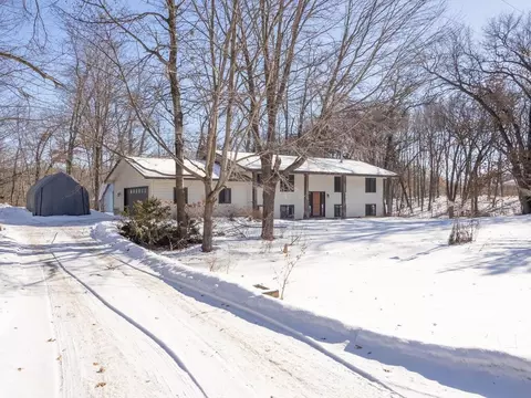 22525 Linnet St NW, Bethel, MN 55005