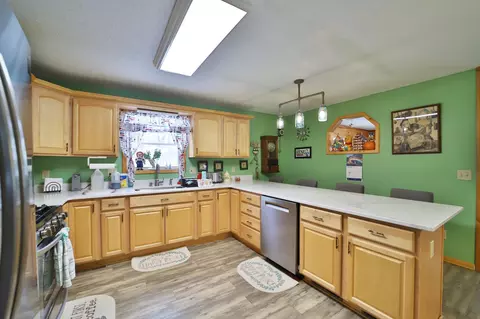 Kitchen - 23474 County Road 2, Brainerd, MN 56401 photo 3 of 5