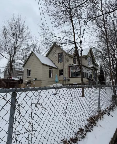 1119 Reaney Ave, Saint Paul, MN 55106