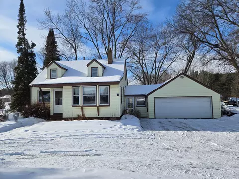 38624 Grand Ave, North Branch, MN 55056