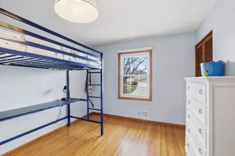 Bedroom - 8433 Morris Cir, Bloomington, MN 55437 photo 3 of 3