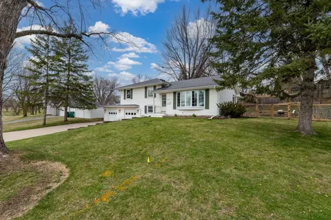 Exterior - 8433 Morris Cir, Bloomington, MN 55437 photo 12 of 12