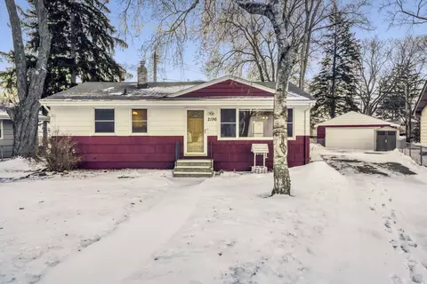 2196 Howard Ct, Saint Paul, MN 55119