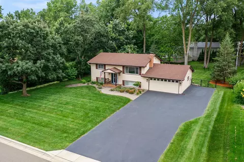 10604 32nd Ave N, Plymouth, MN 55441