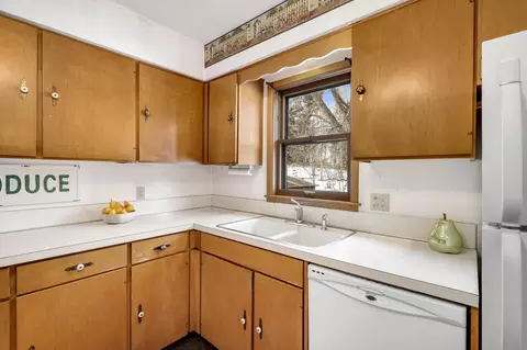 Kitchen - 314 8th Ave SW, Faribault, MN 55021 photo 8 of 8