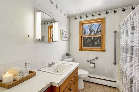 Bath - 314 8th Ave SW, Faribault, MN 55021 photo 2 of 3
