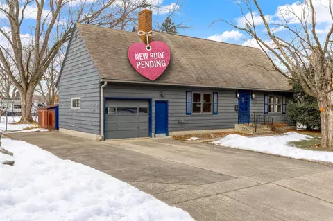 Exterior - 314 8th Ave SW, Faribault, MN 55021 photo 3 of 9