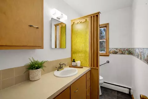 Bath - 314 8th Ave SW, Faribault, MN 55021 photo 1 of 3