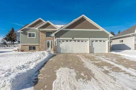 510 12th St NW, Buffalo, MN 55313