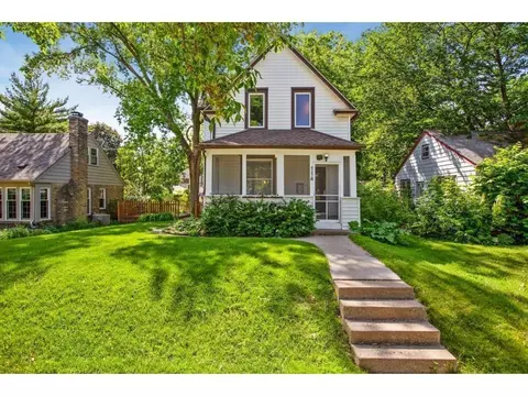 114 6th Ave N, Hopkins, MN 55343