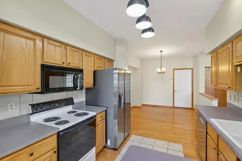 Kitchen - 2177 Cool Stream Cir, Eagan, MN 55122 photo 4 of 5