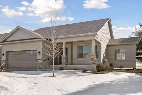 10751 Settlers Ln, Hanover, MN 55341