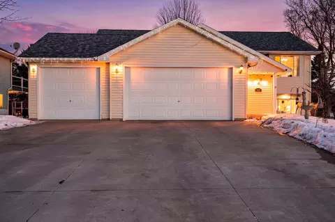 23511 Belmont St, Hampton, MN 55031