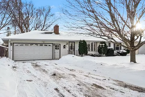 3340 143rd St W, Rosemount, MN 55068
