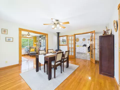 Dining - 4340 Rustic Pl, Shoreview, MN 55126 photo 2 of 4