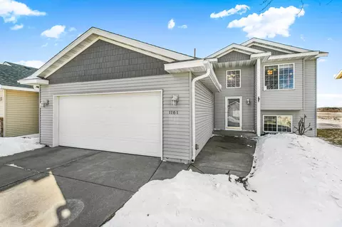 1161 Yellowstone Ave, Saint Cloud, MN 56303