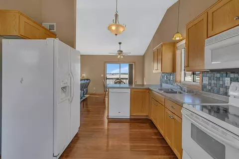 1161 Yellowstone Ave, Saint Cloud, MN 56303 photo 6
