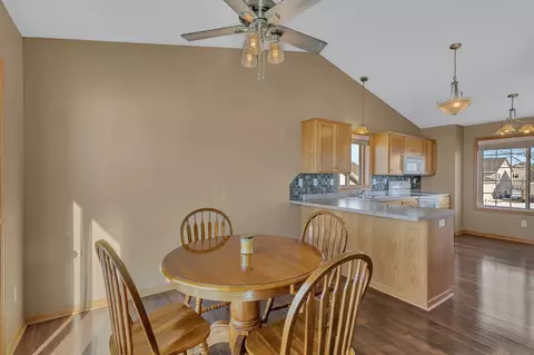 1161 Yellowstone Ave, Saint Cloud, MN 56303 photo 8