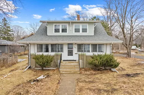 202 Lake Blvd S, Buffalo, MN 55313
