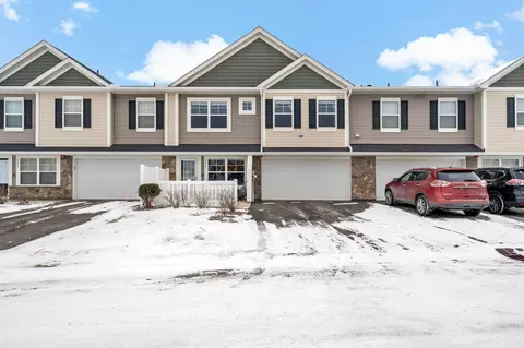 9925 5th Street Ln N, Lake Elmo, MN 55042