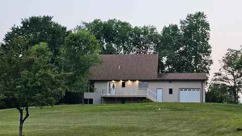 9961 Abert Ave NE, Monticello, MN 55362