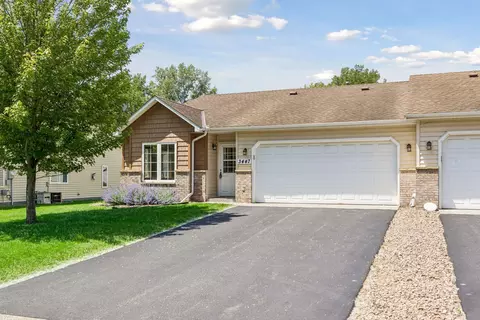 3447 Valento Cir, Vadnais Heights, MN 55127